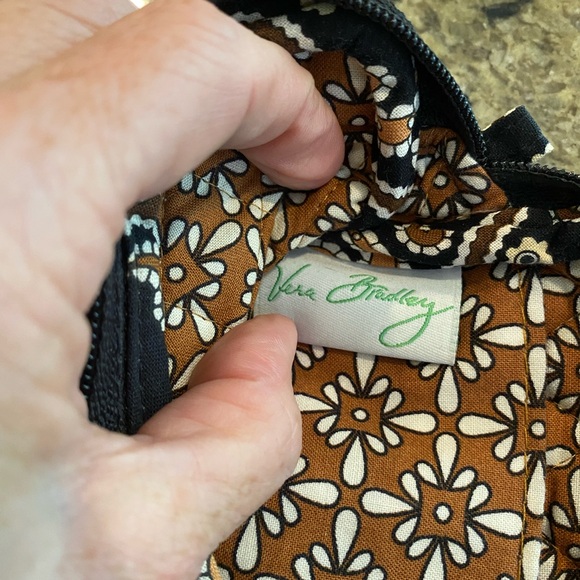Vera Bradley Black Paisley wristlet EUC - Picture 6 of 7
